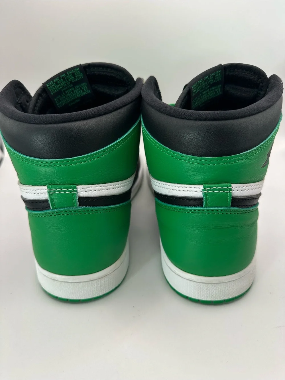 Nike Air Jordan 1 High Men’s Sneakers - Black/White/Green DZ5485-031 size 10.5